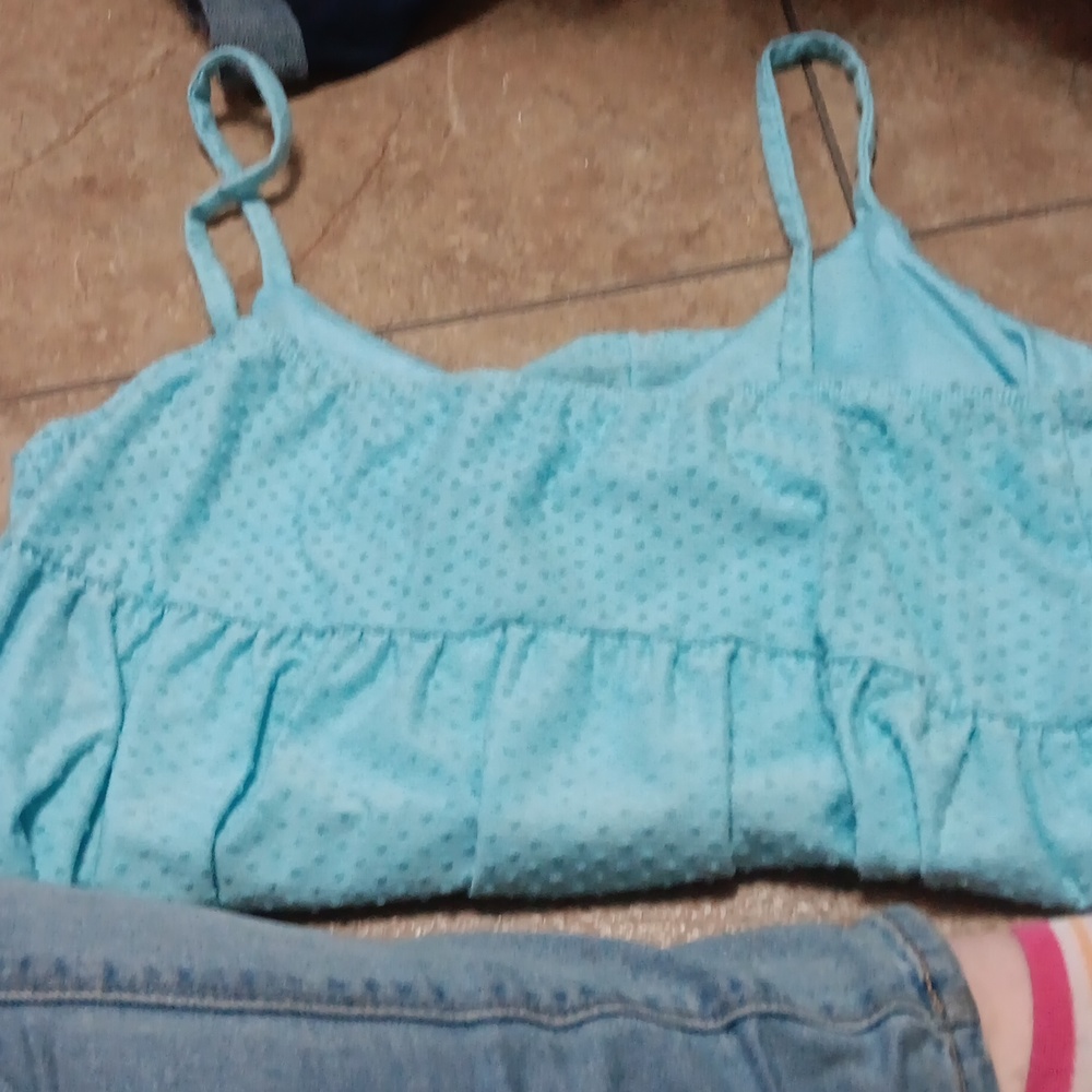 Top - Picture 2 of 2